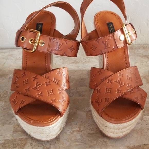 *Host Pick* Authentic Louis Vuitton Wedges - Picture 5 of 8